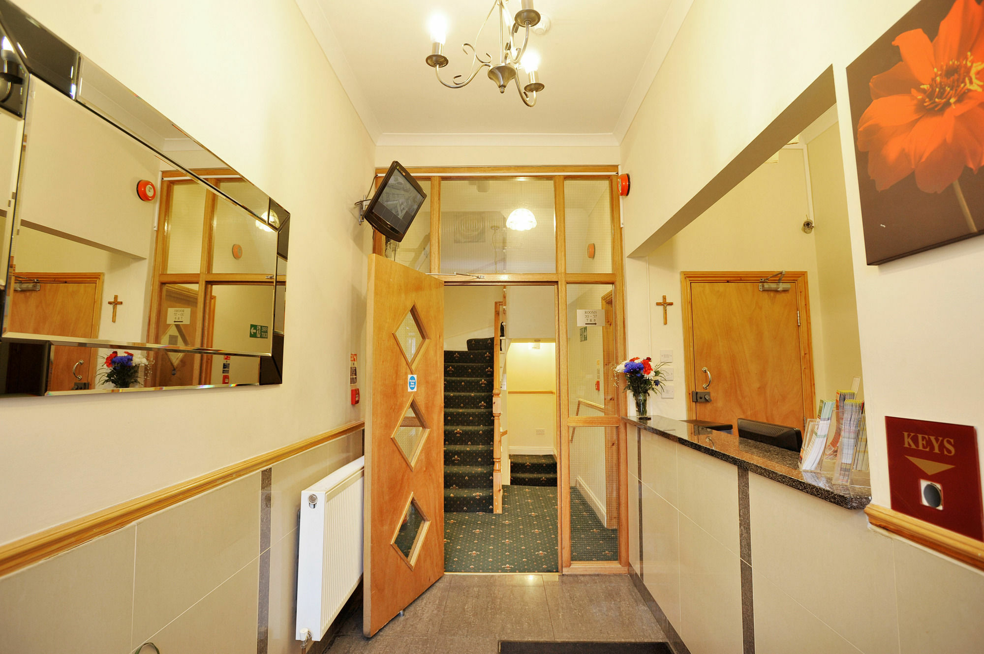 Elmwood Hotel Лондон Екстериор снимка